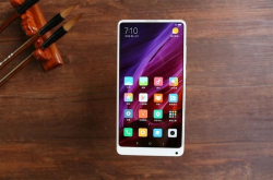 小米MIX2全陶瓷尊享版冰点价：3499元