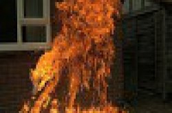 慢速观看玩命实验：燃烧弹爆炸