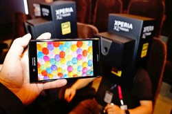 Sony Xperia XZ Premium 4K HDR 屏幕全面拆解