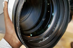 摄影师10万交学费，Sony500mm大炮直插硬地！
