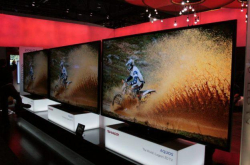 夏普年内将推多款8K电视 压低价格抗OLED