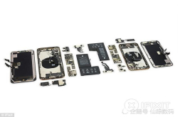 他们拆解了iPhoneXs 发现电池怪异没采用三星组件