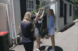 摄影师KayleighJune教路，烈日当空下拍人像照的5个技巧