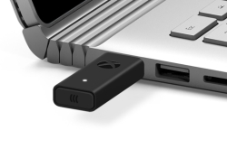 对应Windows10的Xbox无线手把转接器登台销售售价699元