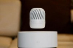 Apple新专利曝光以后iPhone可以悬浮在空中无线充电?