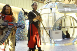 StarWars杀到Moko快啲同甄子丹合照啦～