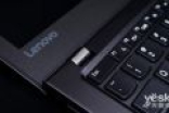你的笔记本能单手开合吗？良心Macbook将其做到极致