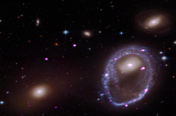遥远星系出现大量神秘闪光 这是一群黑洞在怒刷存在感