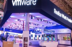 微软鼓励VMware用户搬家到Azure遭打脸，VMware：不建议也不会支援