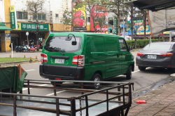 瘾观点：160万的电动Veryca邮务车该说好贵还是好便宜？