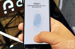 屏幕指纹辨识成真高通发表新一代超音波指纹辨识技术可将感测器放在金属与屏幕下方并有更强的穿透力