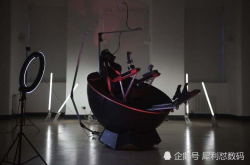 模拟VR体验舱让你拥有更逼真的虚拟现实体验