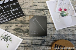 会变焦的手电筒-极峰强光变焦手电筒体验