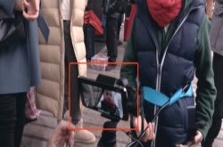 丢掉笨重的DV吧现在流行用手机拍视频