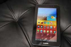Galaxy Tab 7.0 Plus 筑起 Samsung 最强机海长城 双核 1.2 GHz 平板测试