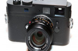 Leica M-Monochrom 香港首见，同场 M9-P Hermes 版卖 39 万