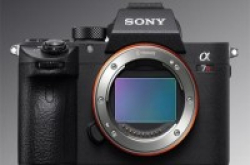 打平D850！SonyA7RIII传感器DxO得分100