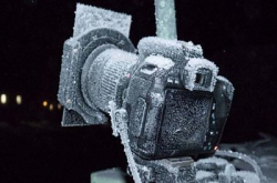 冰天雪地相机、器材结冰用不到？获奖摄影师AnthonyPowell分享极地拍摄技巧