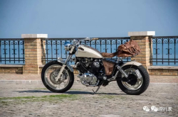 毒物/改装台经典的YamahaXV750