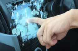 边开车边看PPT将成真！微软Windows10与Office将搬到车载资讯系统上