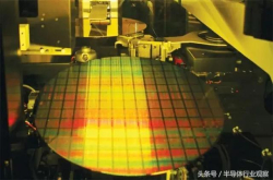 三星7nmLPP正式到来 全球首发EUV光刻工艺｜半导体行业观察