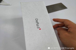 一加6T包装泄露：为什么和OPPOR17这么像