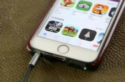引领新革命？AppleiPhone7或取消耳机接口