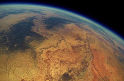 GoPro“英雄”勇闯10万呎平流层直指太空！
