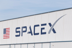 美国联邦通信委员会批准SpaceX的4425颗卫星宽频网络计划
