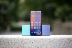 朦胧之美：OPPOR17雾光渐变色版上手