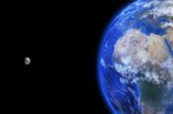 女子起诉NASA 登月第一人阿姆斯特朗赠送月球尘埃瓶归属感引争议