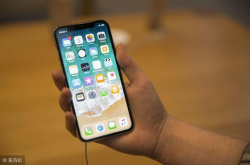 我的iPhoneX用了半年 一直没贴膜 但是带来了这些结果