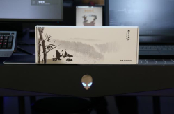 强行插入带节奏 阿米洛入驻Alienware外星人旗舰店