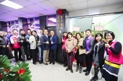 当天龙人豪宅管委说电竞会危害社会，宏碁却宣布向下扎根协助沪江高中成立电竞产学培训中心