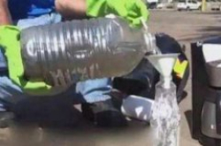 汽车养护“烧水汽车”个人专利 一桶水跑804公里
