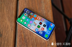 iPhoneX开挂让人震撼连砸200个核桃比诺基亚还牛