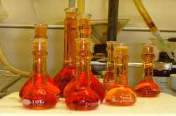王水因泼酸案成热搜，听过更可怕的“逆王水”吗？