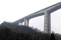 高空修大桥开车如同开飞机中国基建在创奇迹