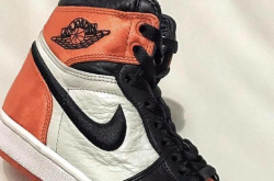 AirJordan1黑扣碎可能是目前质感最佳的丝绸版本 极罕数量入手怕不是钱的问题了...