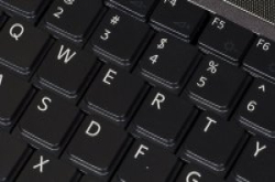 现代密码要求数字与字母混合、大小写，发明者很后悔