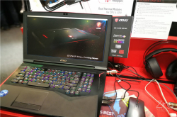 【Computex2017】MSI全新一代怪兽GT75VRTitan上手玩：型到掉渣的单键RGB灯效，自家Rapid机械键盘！