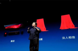 锤子宣布下月初发新品：罗永浩称没人相信