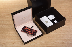 iPhoneX特别版：很惊艳 价值不菲