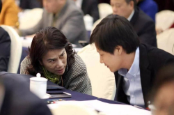 决战前夜：董明珠亮剑 雷军IPO出刀