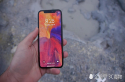 又是一个作死的测试将iPhone丢进沸腾的泥浆结果如何