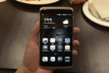 2.5D康宁防菌玻璃+双镜头中兴AXON内地发布