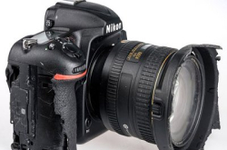 【当咗咬牙胶】全新NikonD500被德国牧羊犬“蹂躏”后，仍可正常拍摄！