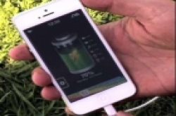 兼容iPhone StrongVolt太阳能充电器让你时刻保持充沛电量