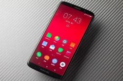 第一部5G手机出炉 性能强悍 参数详解 侧面颜值美丽