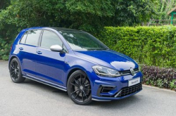 四驱“推背”小火箭：VolkswagenGolfR试驾